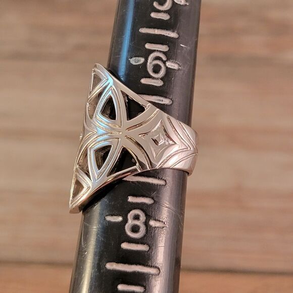 New Elle Sterling Silver Reflections Modern Openwork Ring - Picture 9 of 10